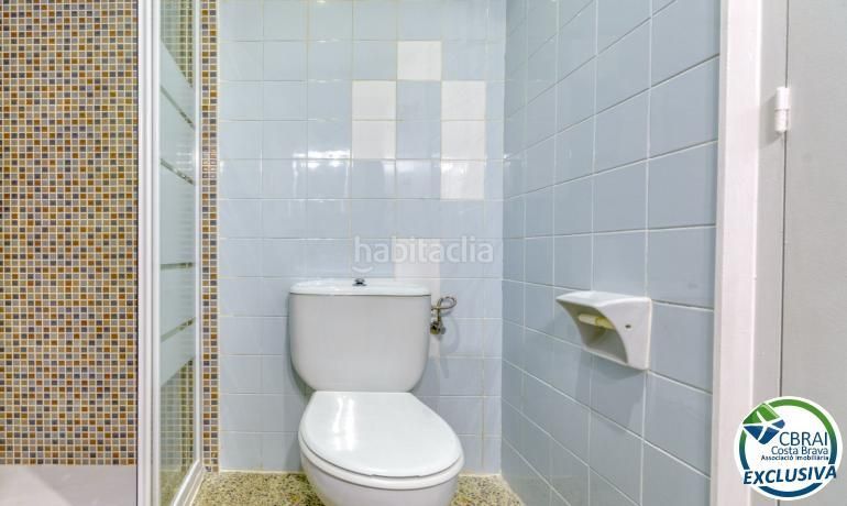Foto 86b25be4-a90e-4d47-bd62-5201d47193b0. Apartament a Centre Roses