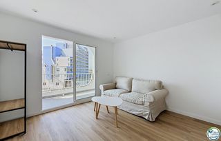 Appartement à Delta muga 6. Apartamento en primera línea de mar en empuriabrava