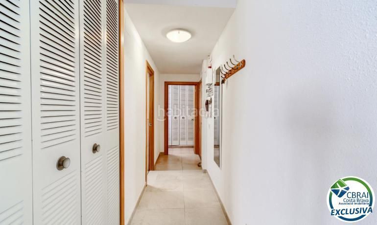 Foto 3c37d0e2-1f63-4e51-ad6a-218558e6cfe3. Apartament a Salatar Roses
