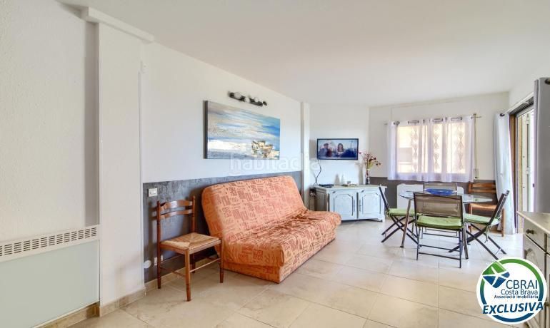 Foto 9717cc73-26e3-4afe-804b-d75cb343f507. Apartament a Salatar Roses