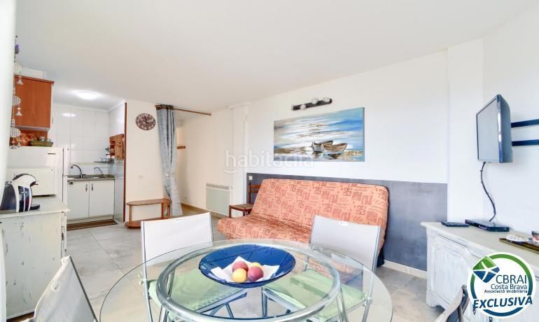 Foto 9b9d4d1a-4fca-4ac5-aeee-4bfbd56eb425. Apartament a Salatar Roses