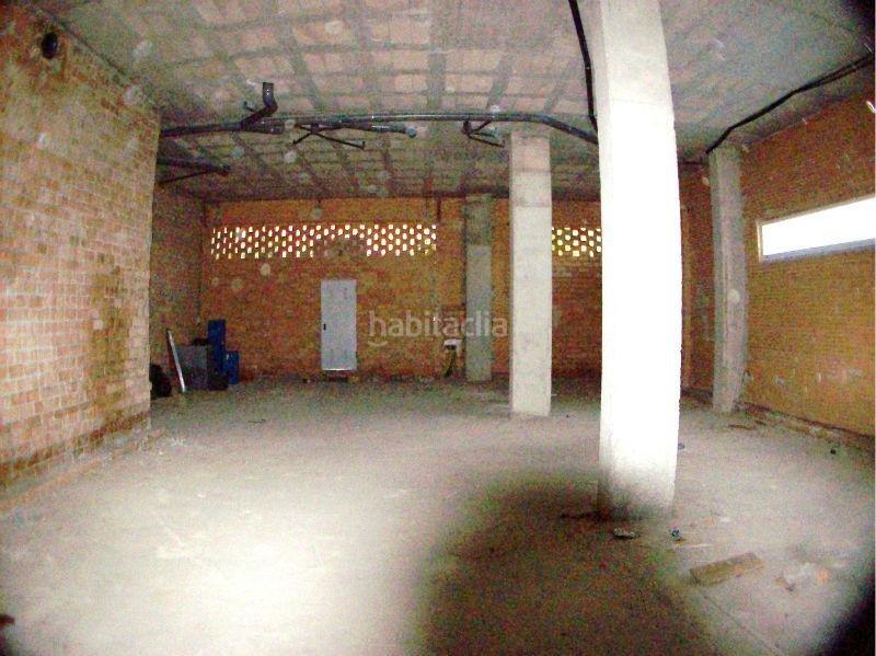 Foto 00c542a5-b9f3-488a-91a9-5eda332d83e3. Alquiler local comercial en hermano eugenio local en Jerez de la Frontera