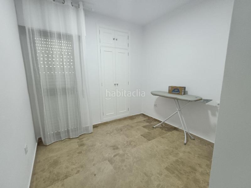 Foto 3538093a-35ab-40a4-a499-dd8c22572e6e. Location appartement avec parking piscine dans El Altillo Jerez de la Frontera