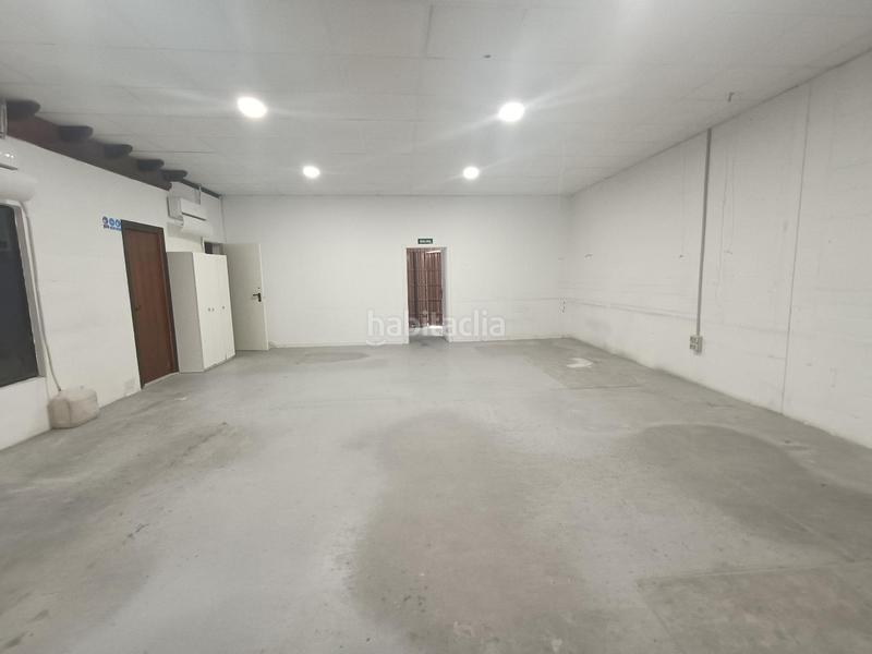 Foto 73a037b3-4782-4d48-9ac0-9b814a7caa54. Location bâtiment à usage industriel dans telar 10 dans Puerto de Santa María (El)