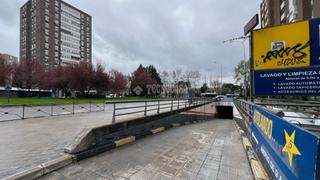 Aparcament cotxe en Media Legua. Boxplaza de garaje en venta en madrid