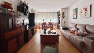 Location Appartement à Media Legua. Piso en alquiler en madrid