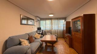 Pis a Media Legua. Piso en venta en madrid
