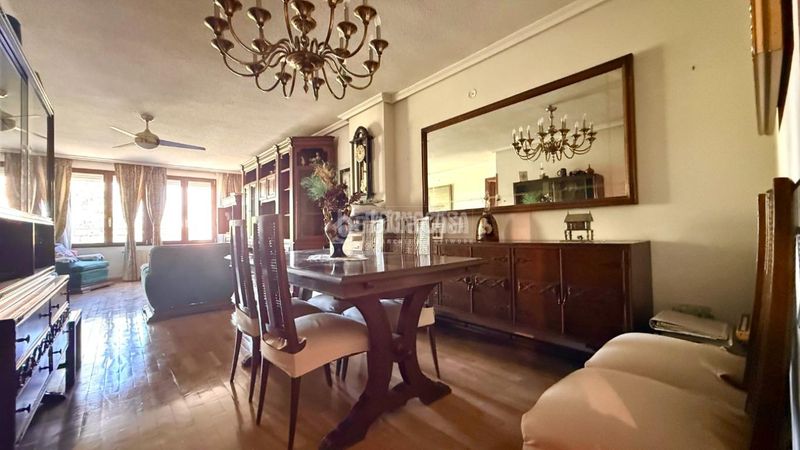 Foto d9d6ac1a-e61a-401e-973b-eb5caeefeef9. Pis amb calefacció a Media Legua Madrid