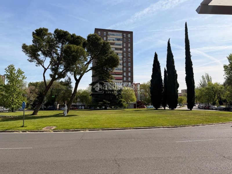 Foto f5ec0a26-f855-4efb-965f-be71a451ee74. Pis amb calefacció a Media Legua Madrid