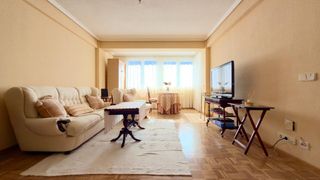 Etagenwohnung in Marroquina. Piso en venta en madrid