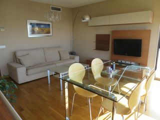 Rent Flat in Calle pablo neruda 3. Vivienda en pablo neruda