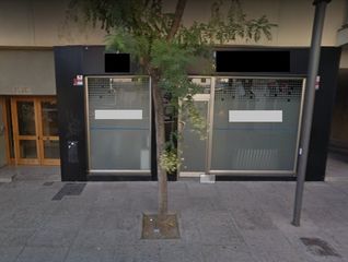 Local Comercial en Calle santo domingo 16. Local comercial en funcionamiento