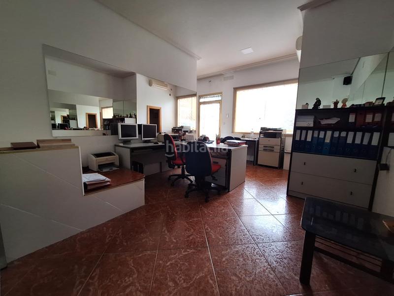 Foto e228ea90-4ba9-49a2-af38-71ea9c79ef7a. Local comercial local muy espacioso en Suroeste - Zona Hospital Móstoles