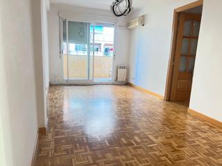 Pis en Calle de simn hernndez 44. Zona bombero