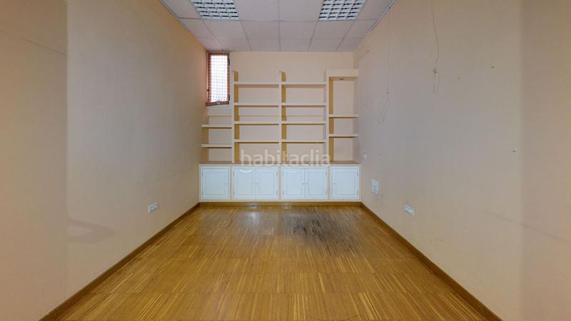 Foto 211d005a-8991-4a20-8294-4164872af077. Office space in calle alfarería 124 in Triana Oeste Sevilla