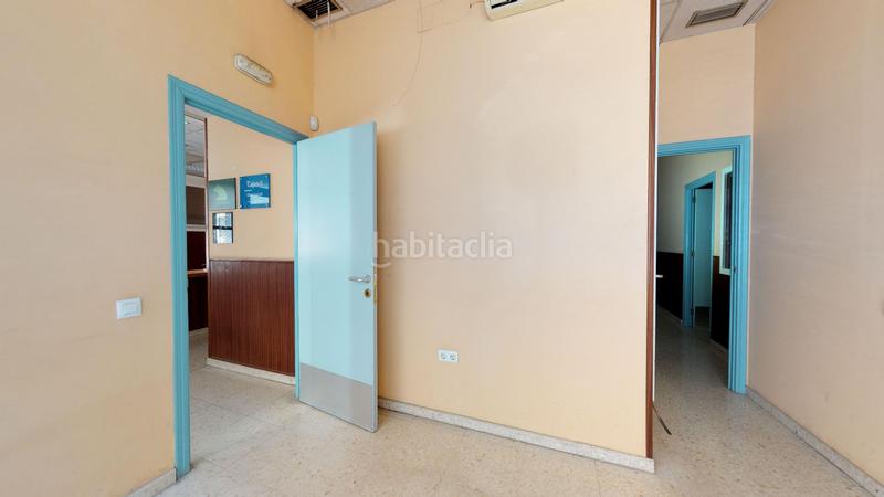 Foto 77440007-3a6a-475f-bab4-30458e9d82c9. Office space in calle alfarería 124 in Triana Oeste Sevilla