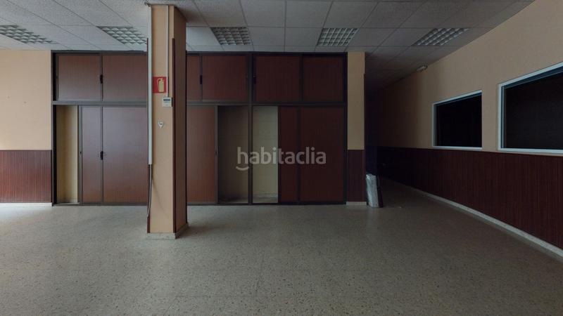 Foto 8ecb98b2-ccaa-4703-a6b3-19c71dc6d804. Office space in calle alfarería 124 in Triana Oeste Sevilla