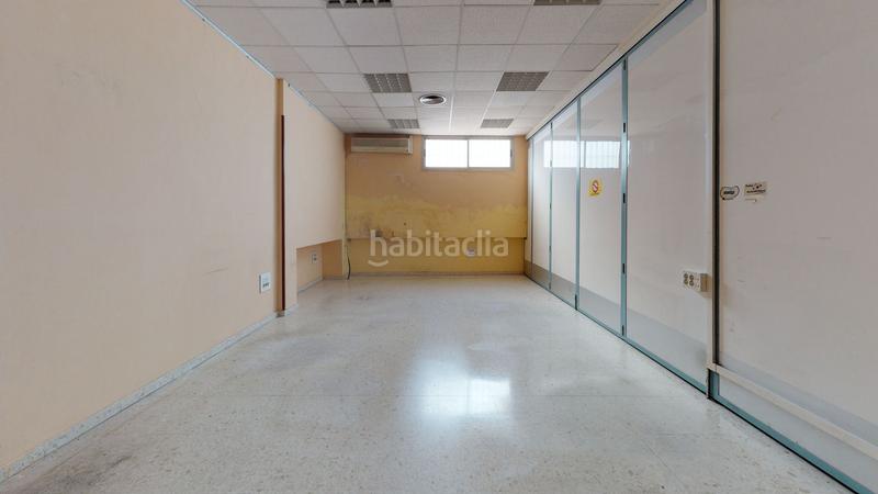 Foto 97f84458-57a7-4012-980d-2017d423e181. Office space in calle alfarería 124 in Triana Oeste Sevilla