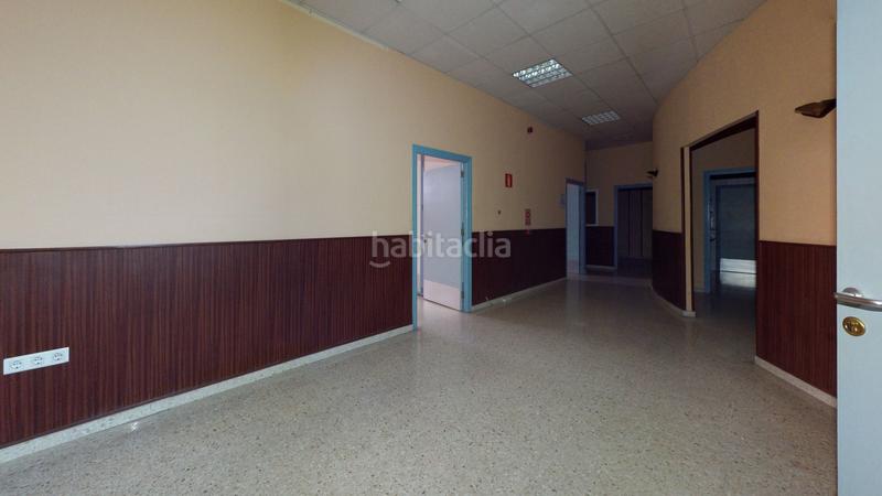 Foto d6bab39d-5a16-4478-89ae-aac21137c9c8. Office space in calle alfarería 124 in Triana Oeste Sevilla