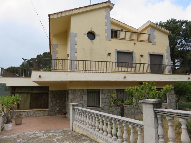 Foto 0a780754-249b-4ac9-b2fa-7dfa49411acc. Casa amb aparcament piscina a Vilanova del Vallès