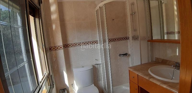 Foto 40340e47-45d5-4163-97d3-3e8267362a54. Casa amb aparcament piscina a Vilanova del Vallès