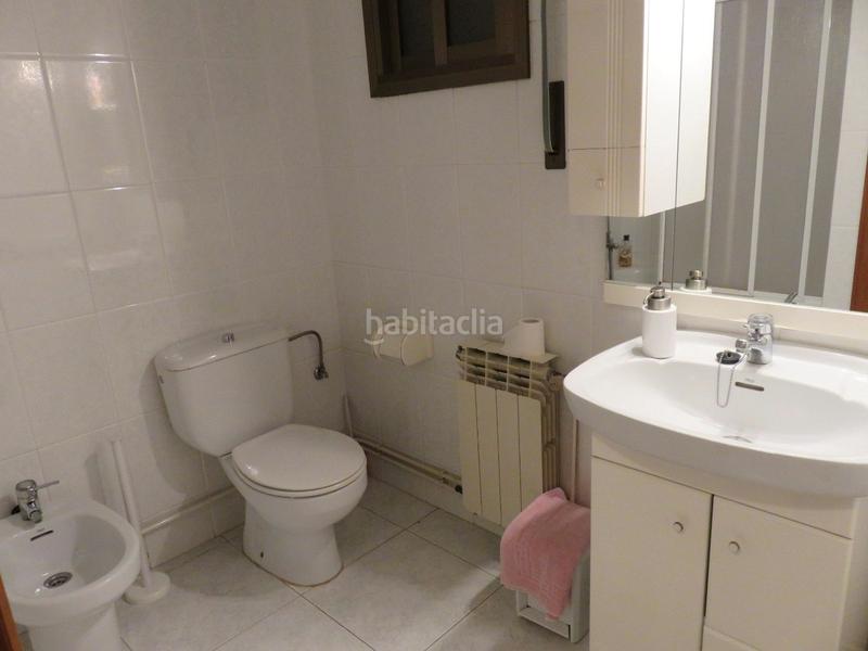 Foto 6a37f043-b891-4288-b8e3-d47ccdfe3868. Casa amb aparcament piscina a Vilanova del Vallès