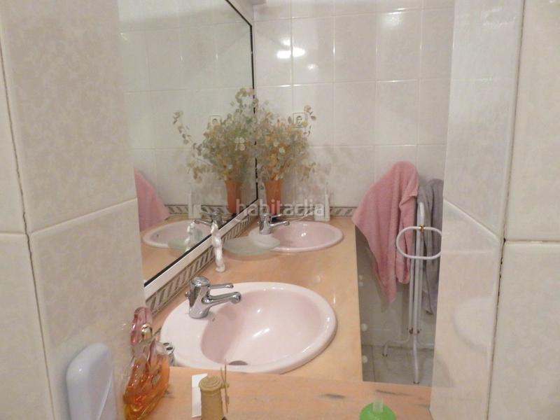 Foto a07deac8-6d31-43ea-a24b-b563c10fcf00. Casa amb aparcament piscina a Vilanova del Vallès