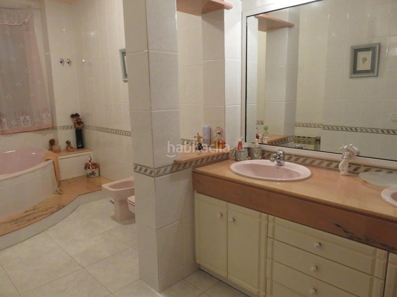 Foto ee47d7b8-2069-45ca-83e5-f6b665d4003a. Casa amb aparcament piscina a Vilanova del Vallès