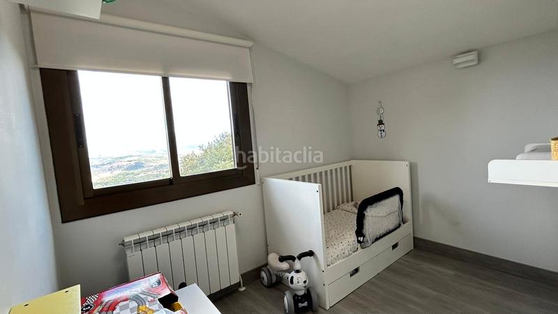 Foto 555749ed-f6db-41e4-b648-06e79ca76d44. Casa amb xemeneia calefacció aparcament piscina a Vilanova del Vallès