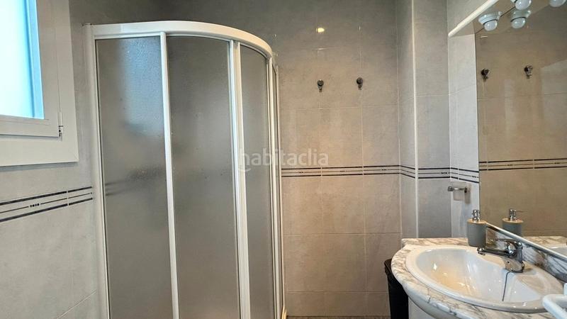 Foto b563bb70-b6b9-43fb-bfc3-f59d71b182be. Casa amb xemeneia calefacció aparcament piscina a Vilanova del Vallès