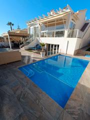 Chalet in La Florida