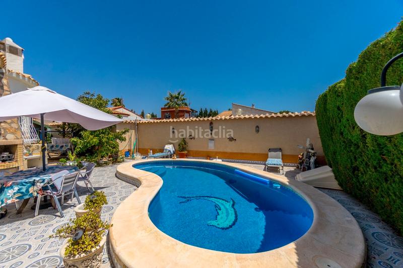 Foto edb567f3-c31a-48a6-9cdd-49a56f7a5621. Chalet mit heizung pool in La Florida Orihuela