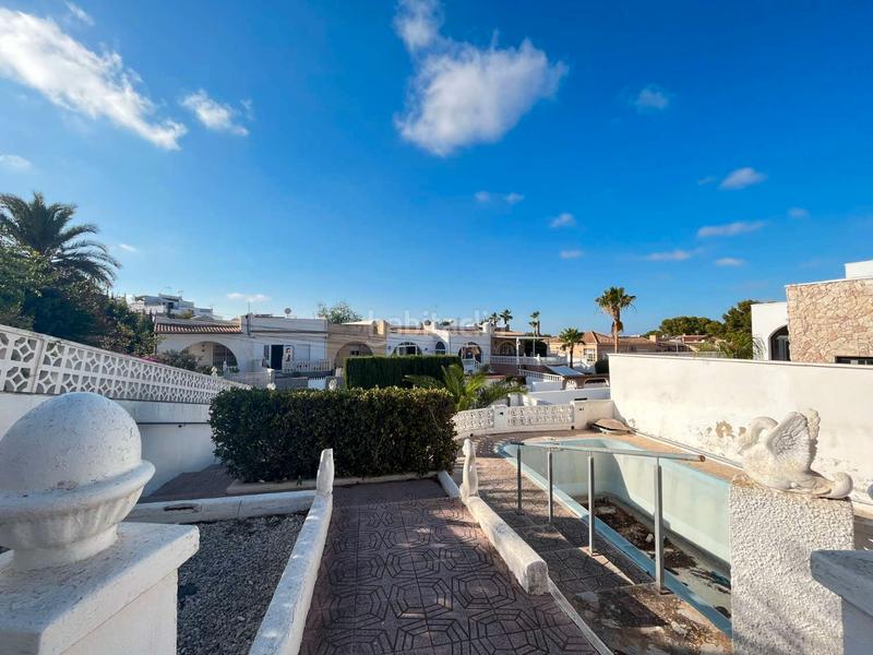 Foto 2959afba-a11c-4bf2-a78c-7b580d8d59fe. Chalet with heating pool in Los Balcones y los Altos Orihuela