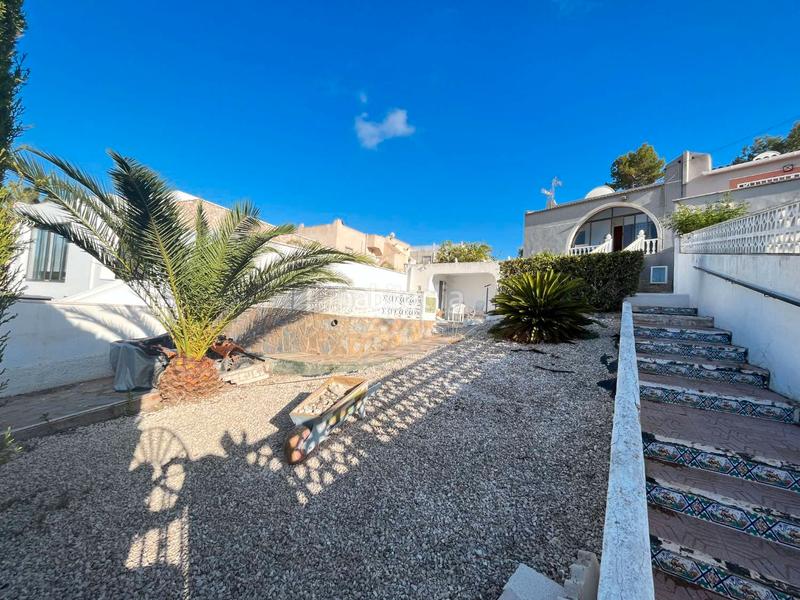 Foto 34f4270f-a33f-4a33-b08e-764760314202. Chalet with heating pool in Los Balcones y los Altos Orihuela