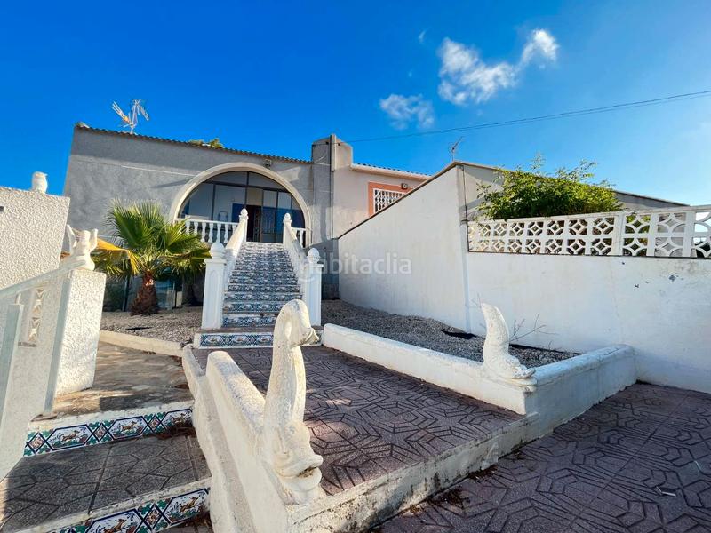 Foto 37881b46-304a-453c-a455-ab6420d3f406. Chalet with heating pool in Los Balcones y los Altos Orihuela