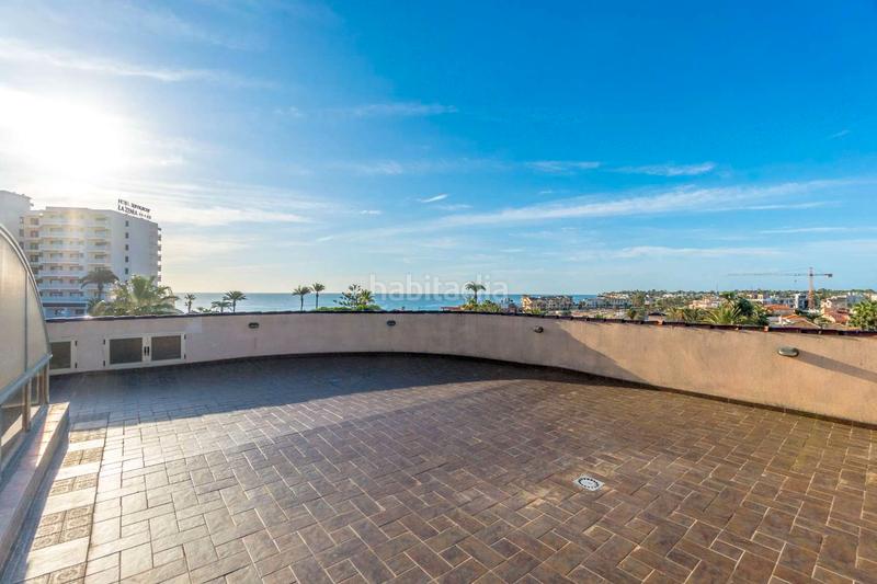 Foto 9d5c88f4-2f24-4e3f-a285-1b5f719d1bcb. Chalet mit parking pool in La Zenia Orihuela