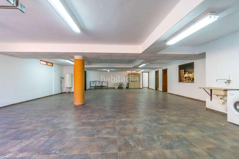 Foto 8a8a27d9-1a8a-4001-9660-7603dc14f75d. Chalet with parking pool in La Zenia Orihuela