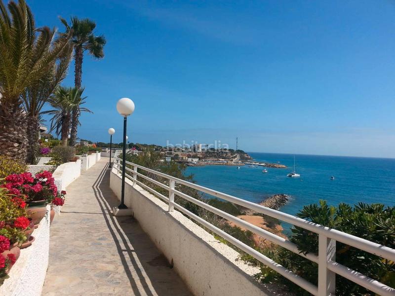 Foto 5e3d912b-7cda-459f-93e7-73789c9dfc7f. Chalet avec parking piscine dans La Zenia Orihuela