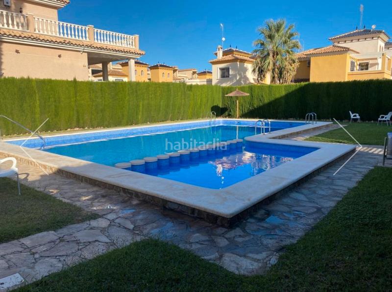 Foto e8f501a4-8b40-4659-bfeb-5d3a433f88ca. Chalet mit heizung parking pool in Los Balcones y los Altos Orihuela