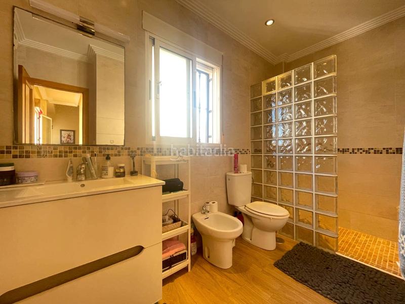 Foto 063e0ce5-825d-446b-adc7-0fe74dbd4e45. Xalet amb calefacció aparcament piscina a Los Balcones y los Altos Orihuela