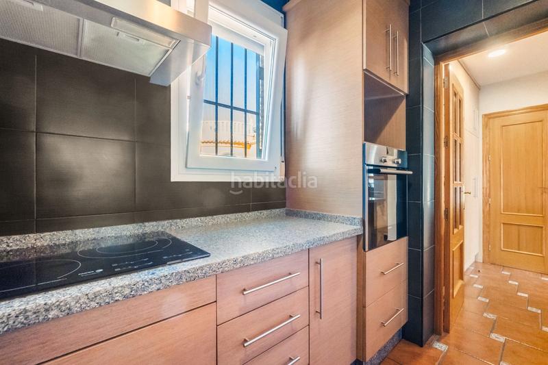 Foto 434e8492-57f4-4f7a-97f4-4e8cf1c89a48. Chalet avec chauffage parking piscine dans La Florida Orihuela