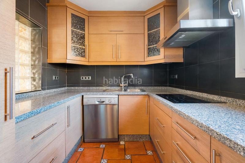 Foto 4eab1763-73f9-47c3-a5a1-39724e344a8d. Chalet con riscaldamento parcheggio piscina in La Florida Orihuela