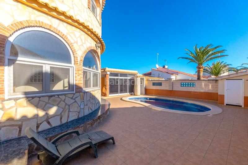 Foto 653fe878-3016-4f89-97b4-ff192610daa5. Chalet con riscaldamento parcheggio piscina in La Florida Orihuela