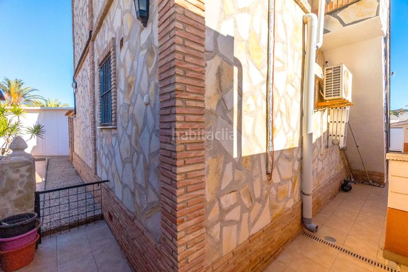 Foto 61ad0062-9c54-4b96-bb06-7dac891ed60d. Xalet amb calefacció aparcament piscina a La Florida Orihuela