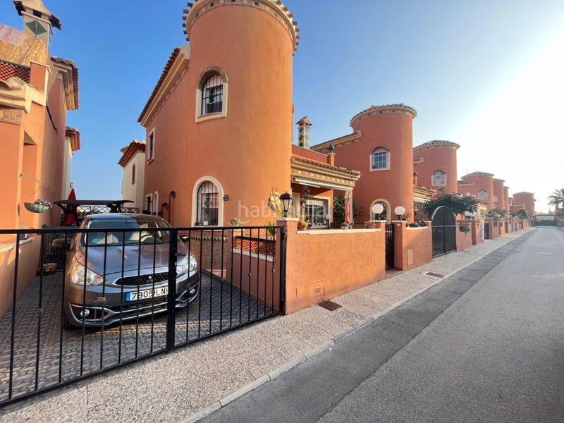 Foto bea46f7f-4656-41d0-9330-f54a70710bc5. Xalet a Playa Flamenca Orihuela
