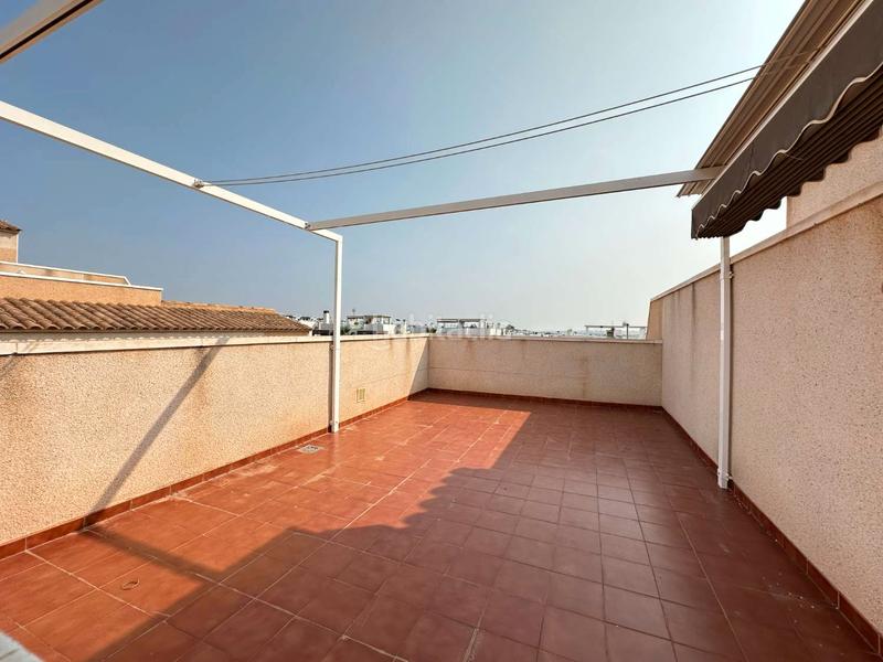 Foto 9b8831ba-ba1b-4cad-b949-b7d4d34d0a54. Apartamento en Los Balcones y los Altos Orihuela