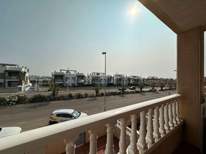 Foto c5794239-b7a7-4d31-b5b8-037e074f4439. Apartamento en Los Balcones y los Altos Orihuela