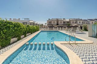 Zweistöckige Wohnung in Orihuela Ciudad