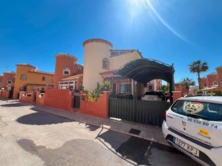 Chalet in Playa Flamenca