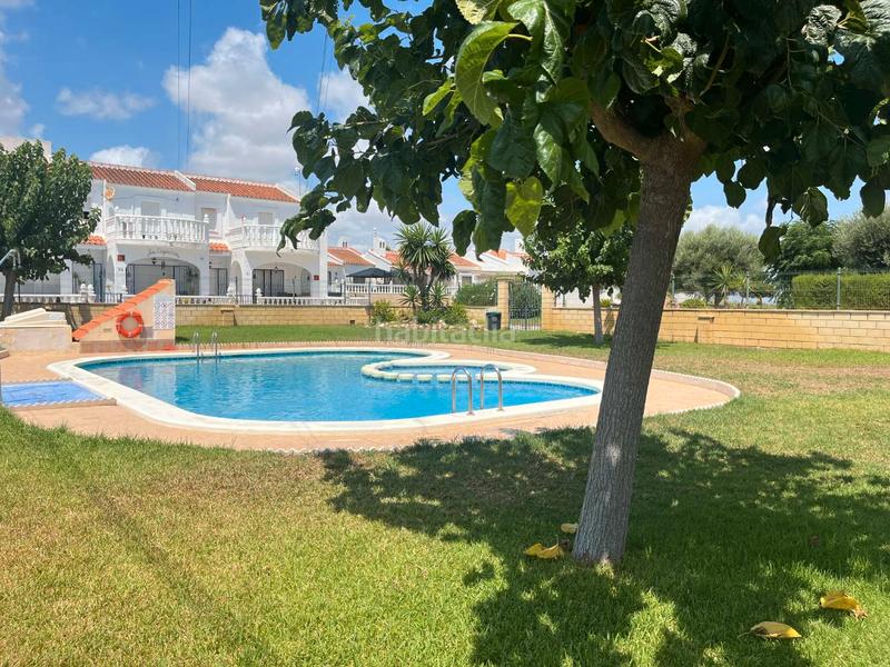 Foto 6e039206-9235-4b8f-bd72-f014cd97473a. Maison jumelée avec piscine dans La Florida Orihuela